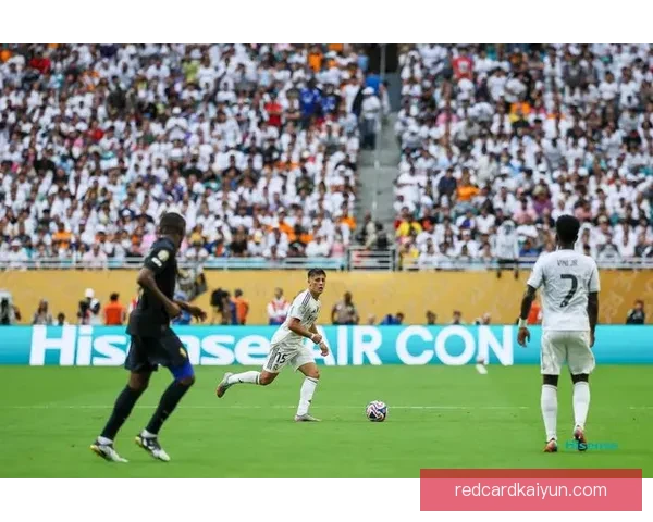 水晶宫球队结构解析：当前阵容框架与战术体系分析